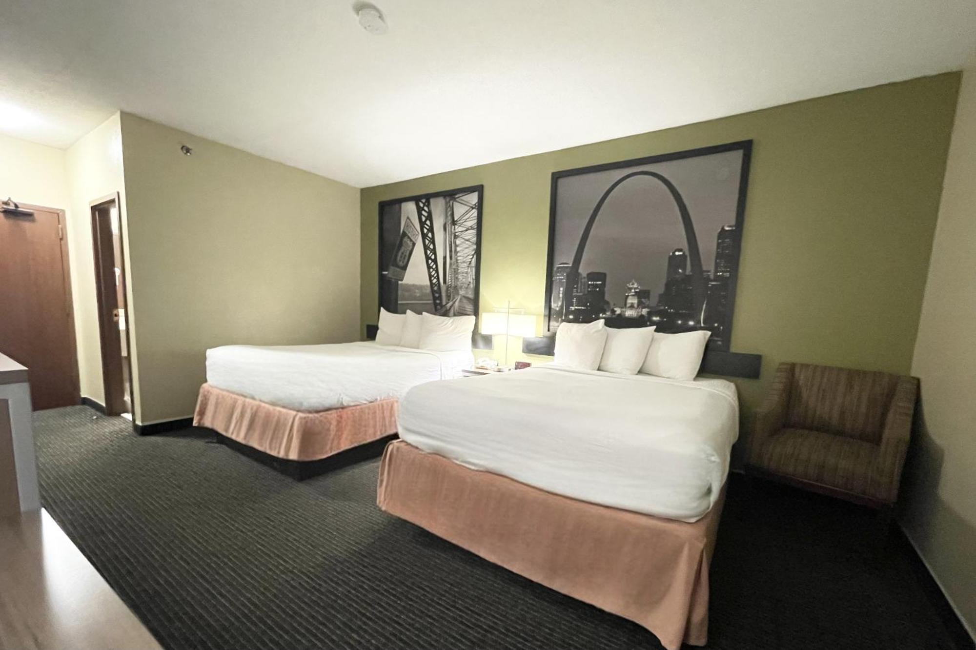 Hotel Super 8 By Wyndham St Charles Saint Charles Zewnętrze zdjęcie