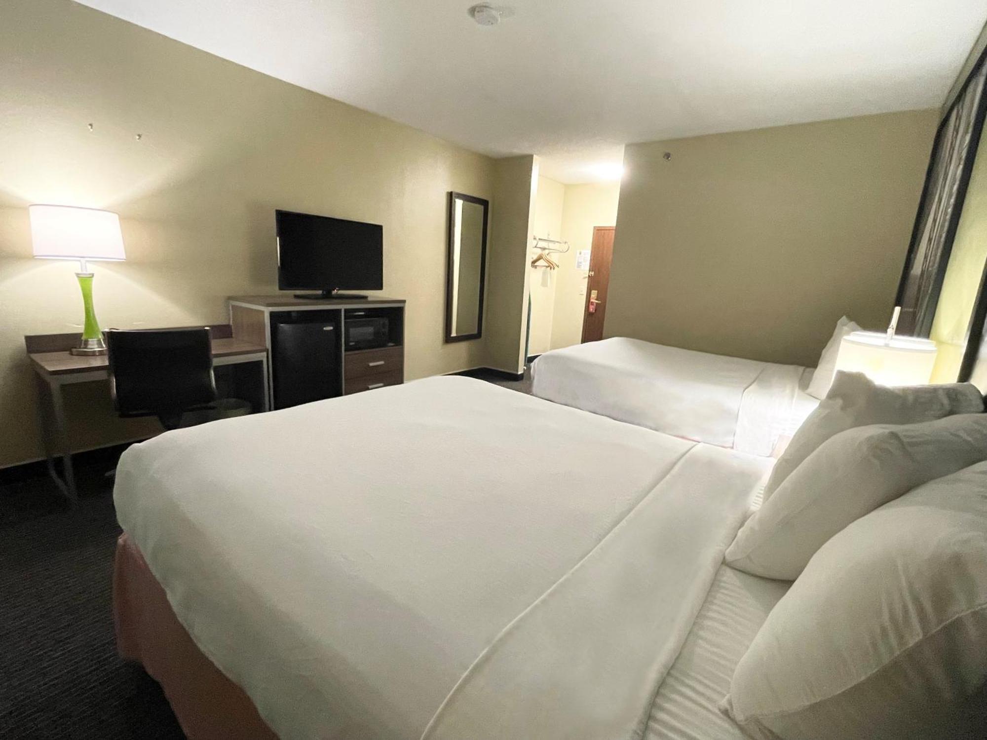 Hotel Super 8 By Wyndham St Charles Saint Charles Zewnętrze zdjęcie